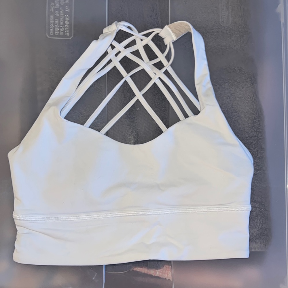Lululemon sports bra
